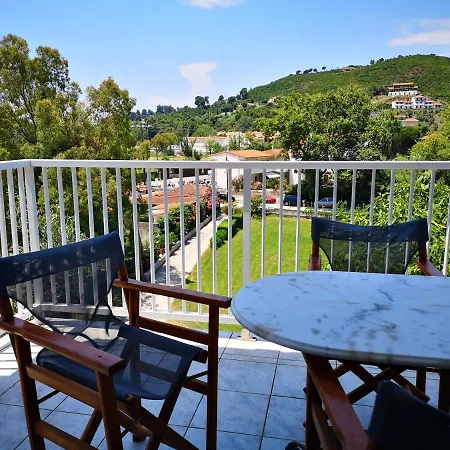 Drosia Apartmán Platanias (Skiathos)