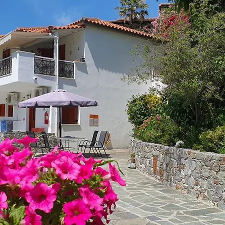 Drosia Apartmán Platanias (Skiathos)